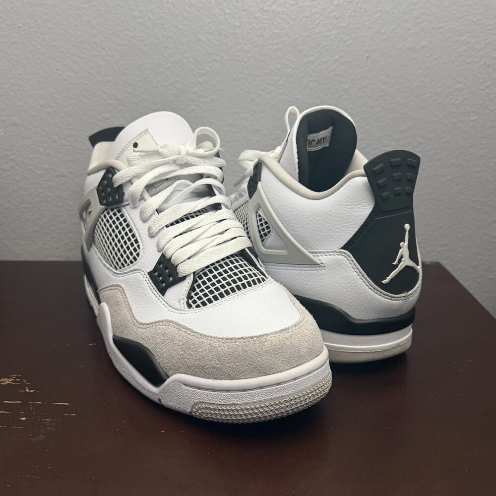 Jordan 4 Military Black